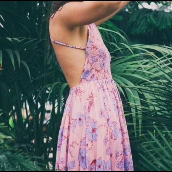 Kimchi Blue Smocked Bodice Dress NWT Size Small - Picture 2 of 5